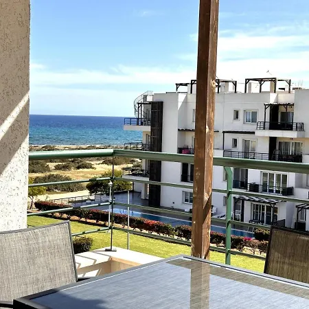 아파트 Thalassa Penthouse